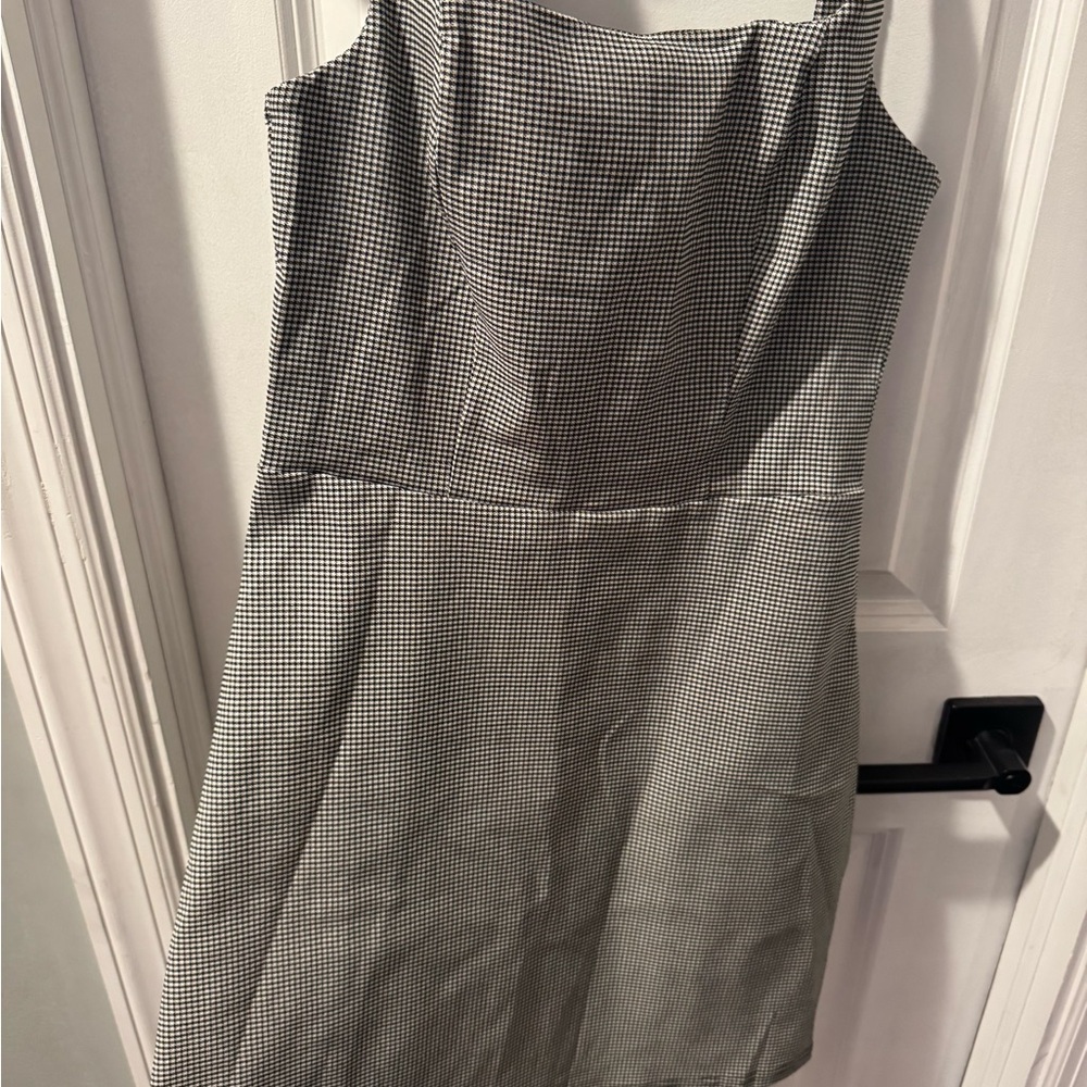 SHEIN Monochrome Dress